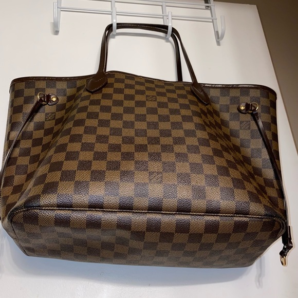 ❌Sold❌Auth Louis Vuitton Neverfull MM Tote Bag - Picture 3 of 12